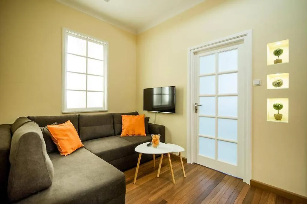 Apartamenty-Mi Happy Warsaw Apartment