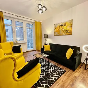 Diamond Metro Wifi 300 Mbs 70'tv Netflix Hbo Appletv+ Apartment